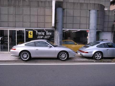 昨日のオークションでお正月の足車仕入れて来ました。