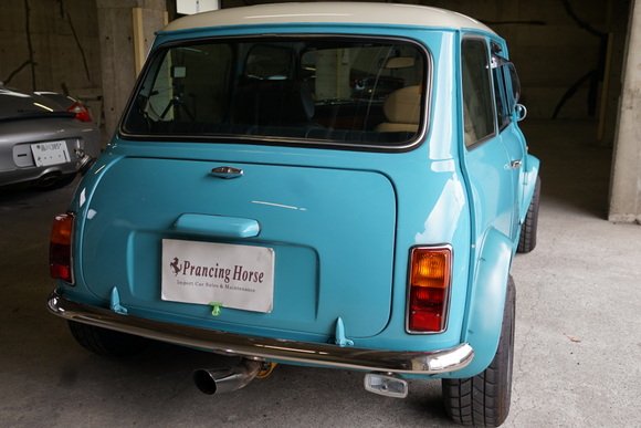 97年 ローバー ミニ 1300 – PrancingHorse