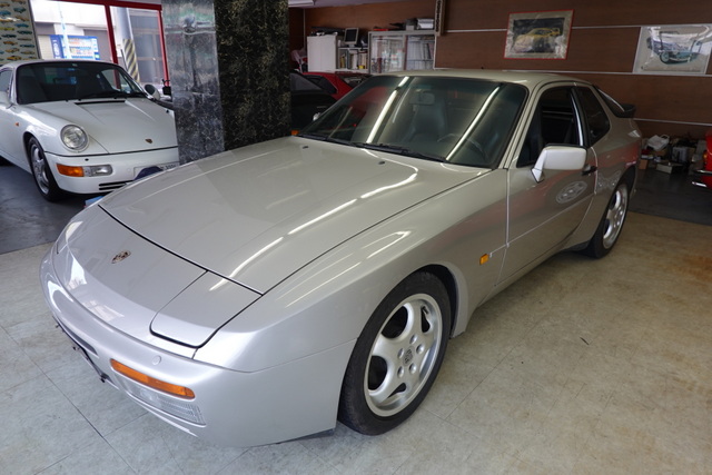 ポルシェ944ターボ販売準備
