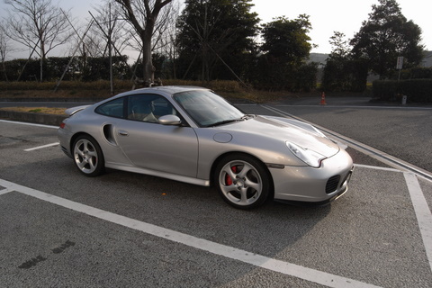 ポルシェ996ターボを名古屋に納車して来ました。