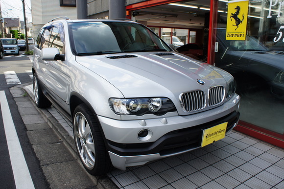 01年BMW　X5　4.4i　22インチAW