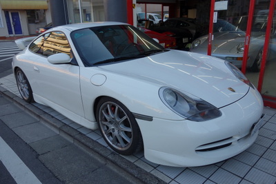 ポルシェ996GT3　バッテリー交換