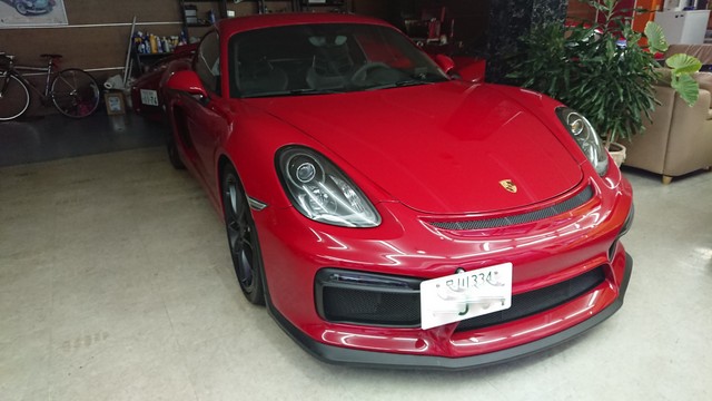ケイマンGT4納車準備完了