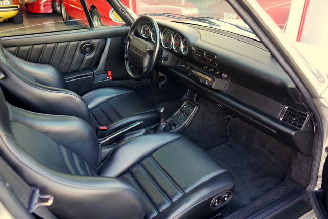 ポルシェ964搬出