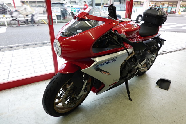 MVアグスタRC800修理