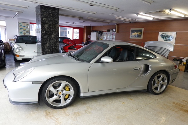 996Tオルタネーター交換