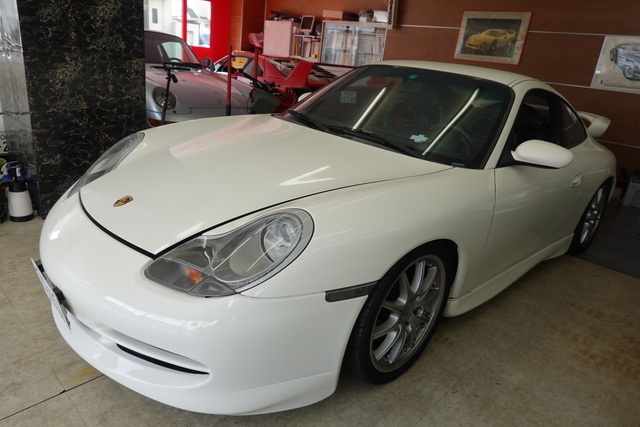 996GT3 バッテリー交換