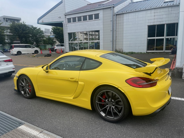 ケイマンGT4継続車検