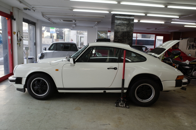 911SC 車検整備続き